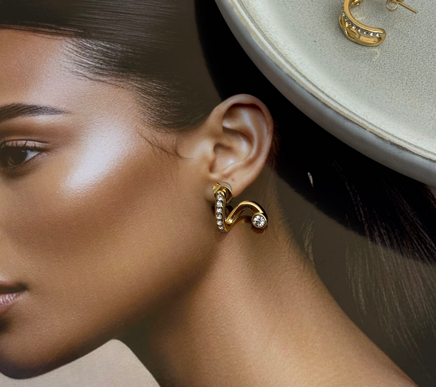 EARRING -BK050
