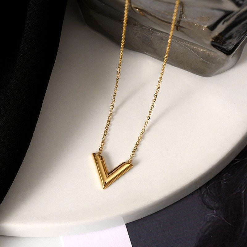 NECKLACE -C096
