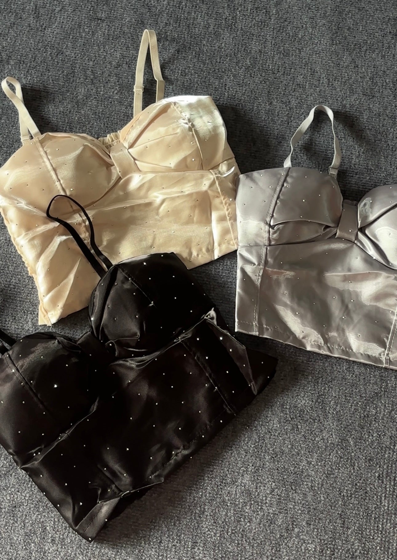 BLING SLIP TOP