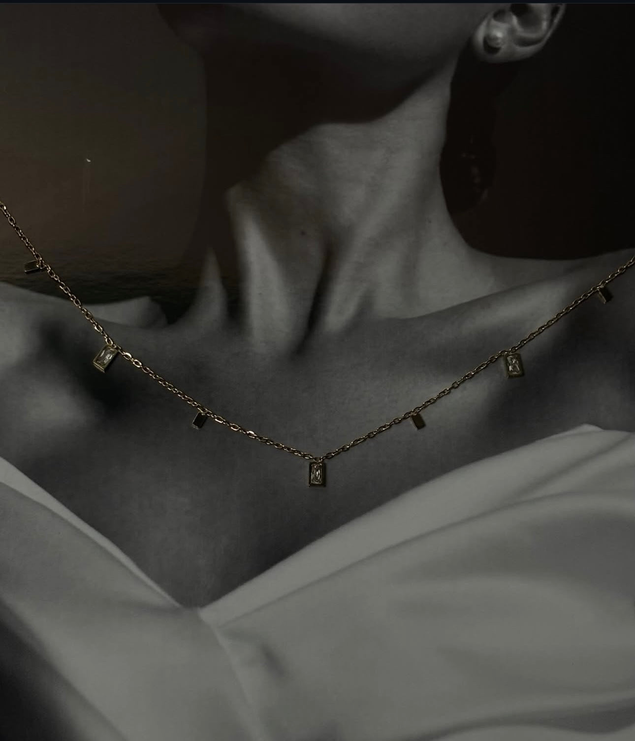 NECKLACE -C139