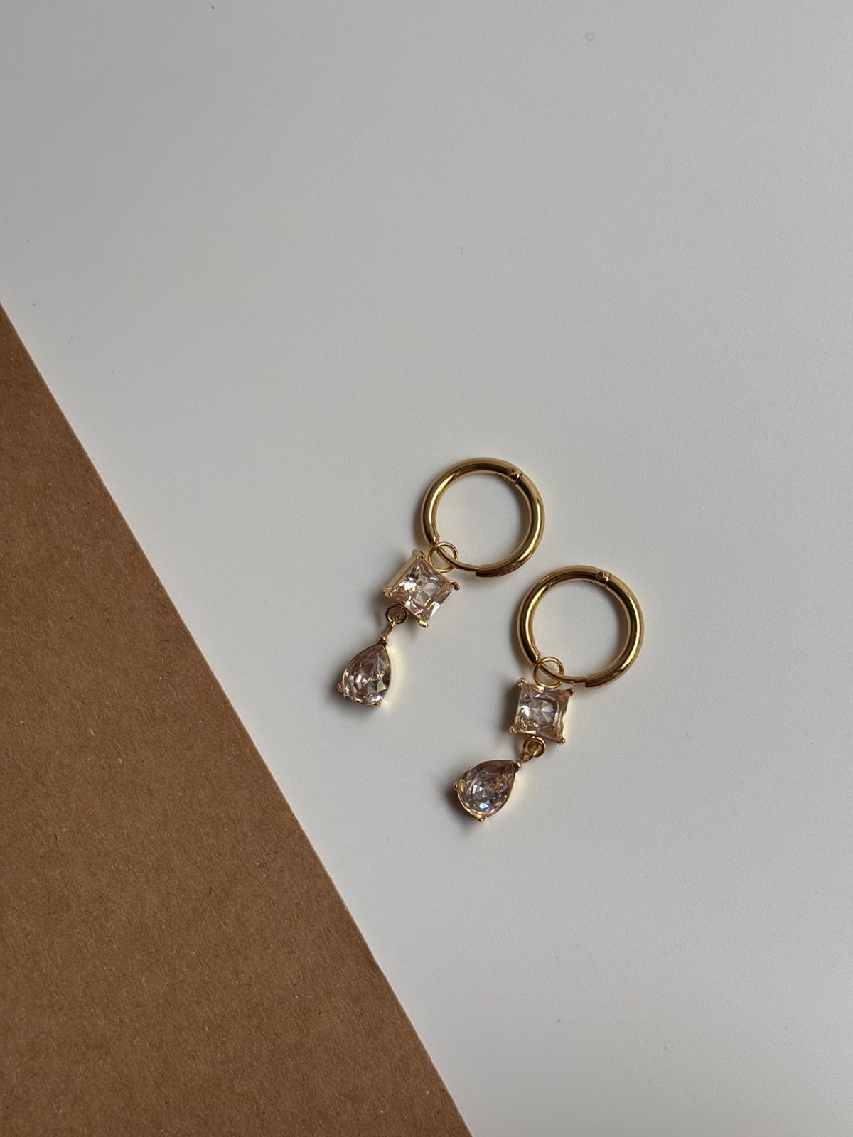 EARRING -BK080