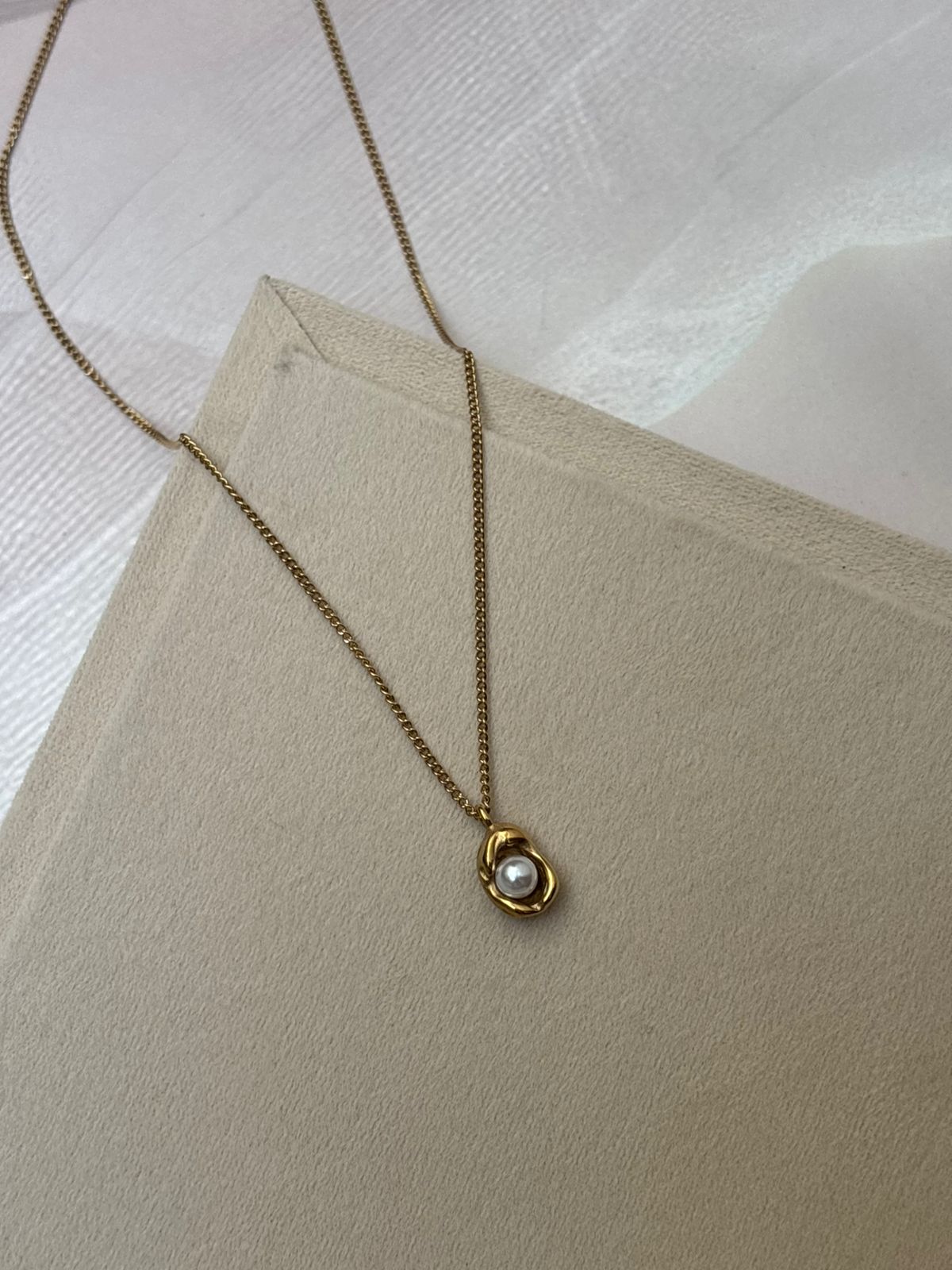 NECKLACE -C118