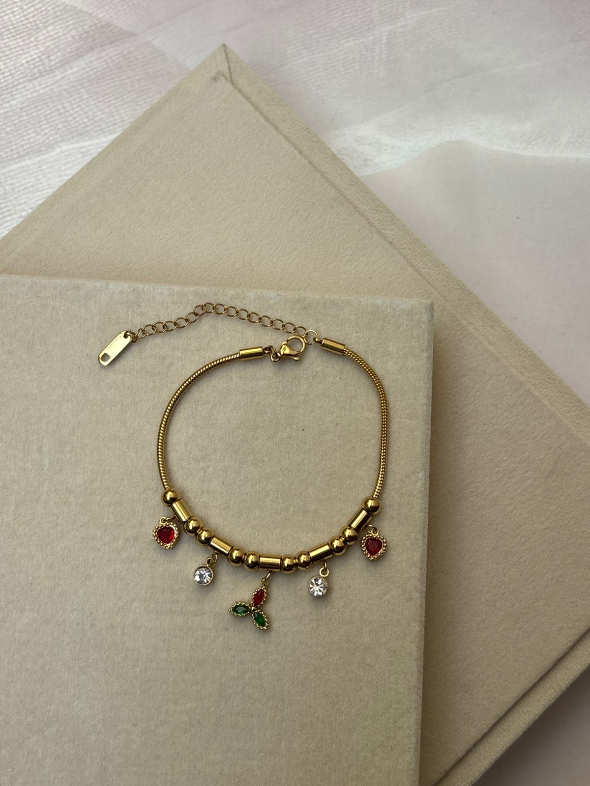 BRACELET -MN074