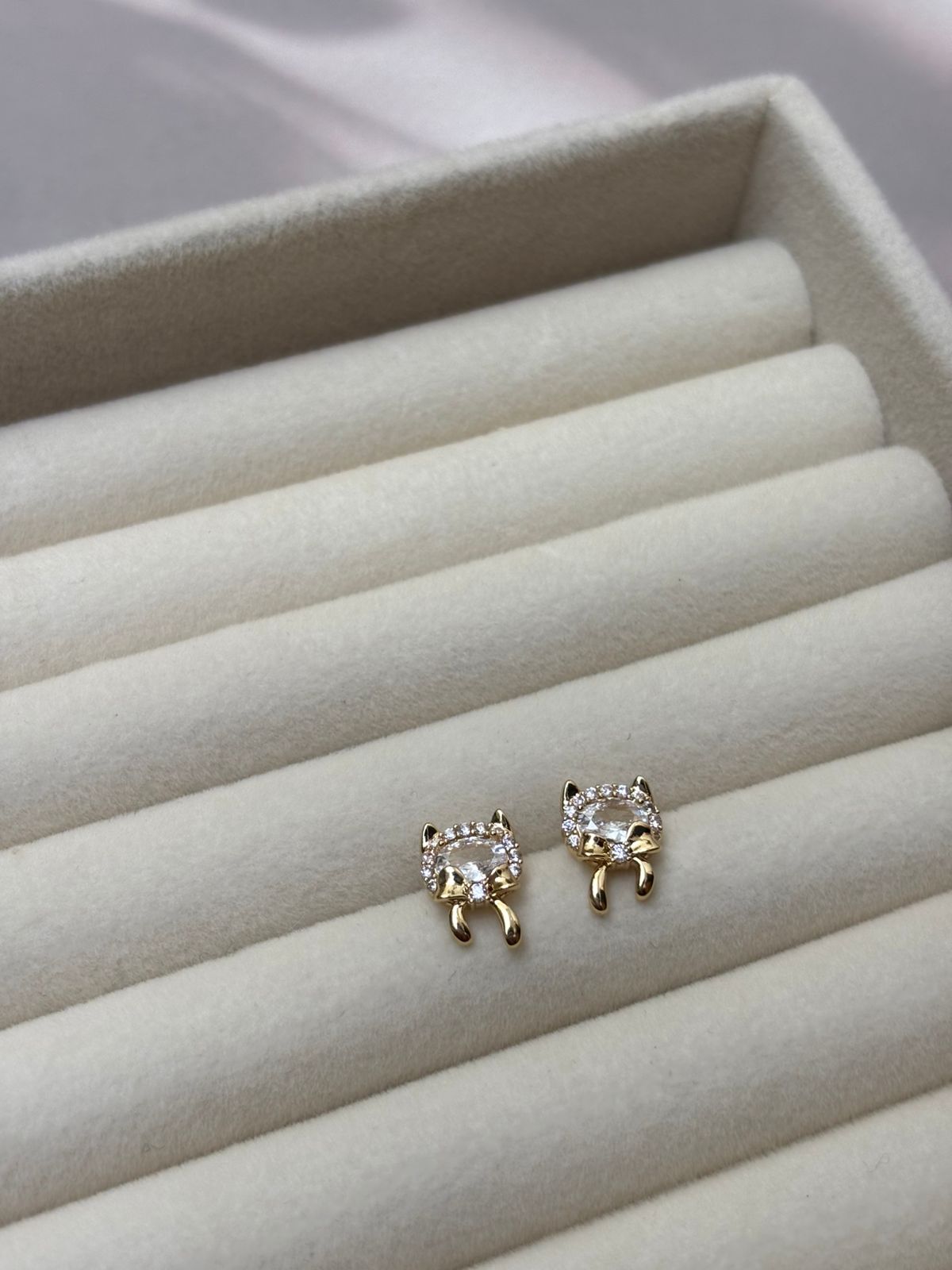 EARRING -BK120