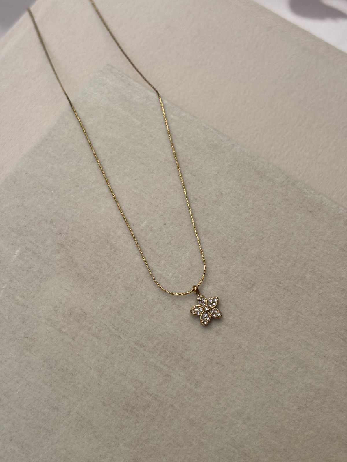 NECKLACE -KY142