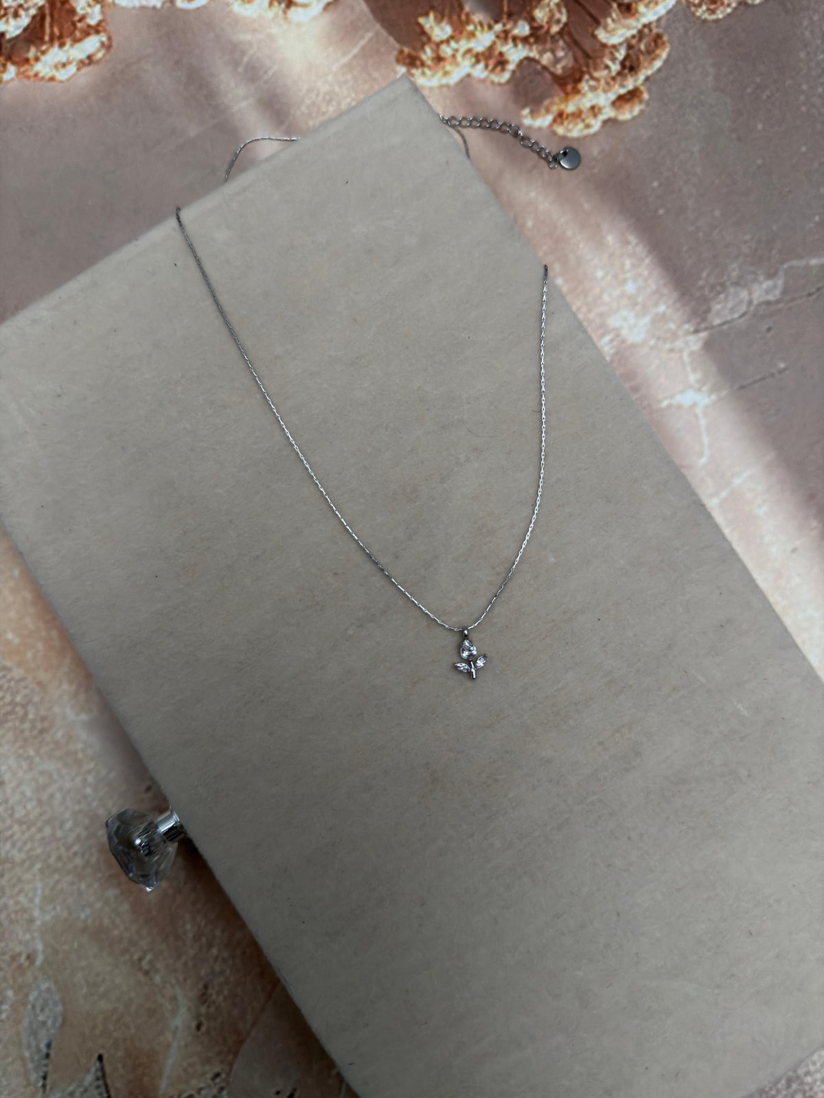 NECKLACE KY184