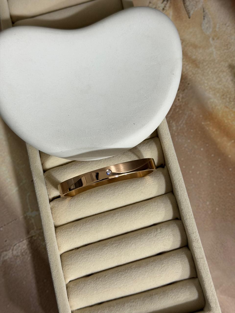 Mens Kada 02