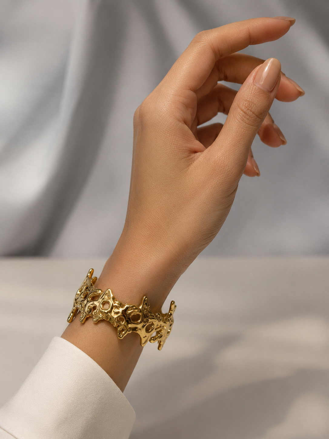 CUFF BANGLE -NF081