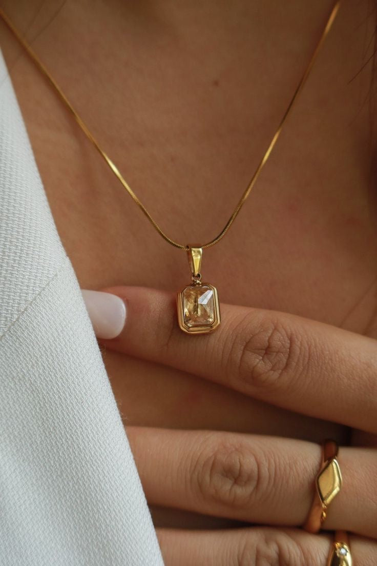 NECKLACE -KY072
