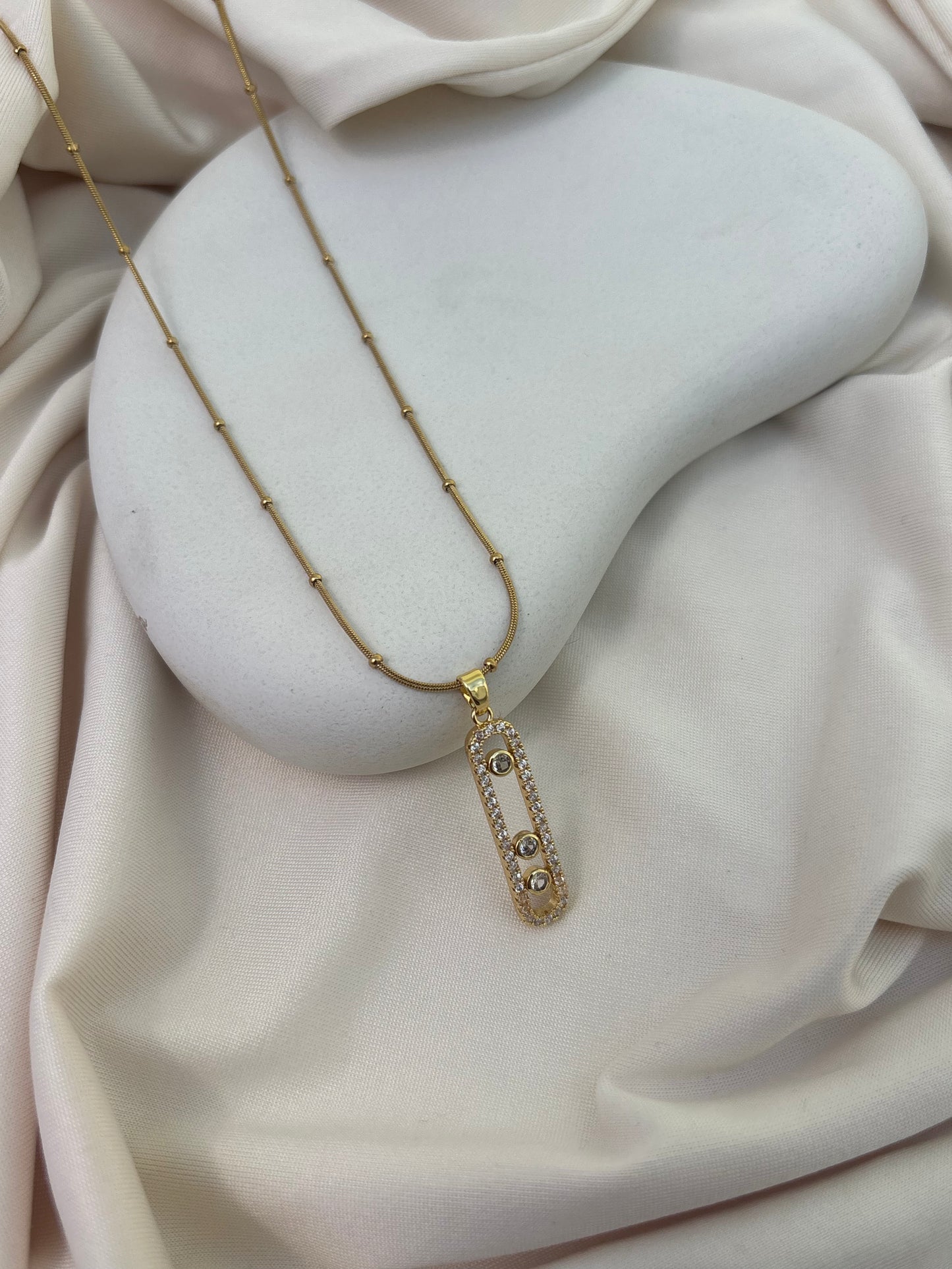 NECKLACE -BK063
