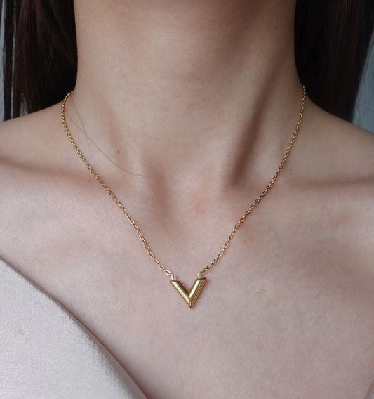 NECKLACE -C096