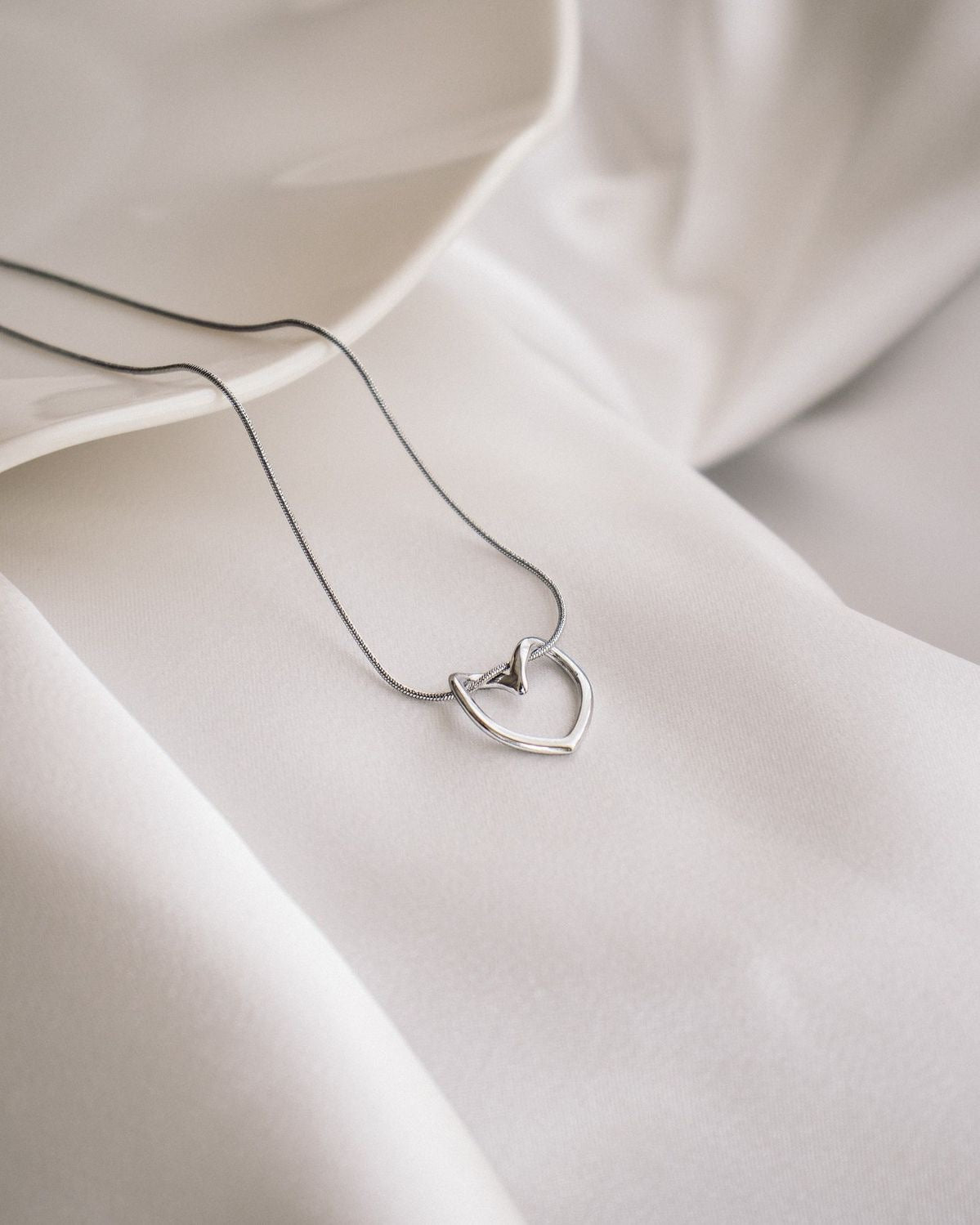 NECKLACE -MN068