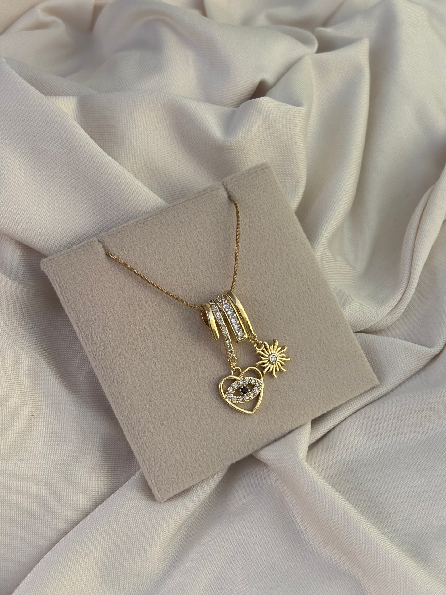 NECKLACE -MN062