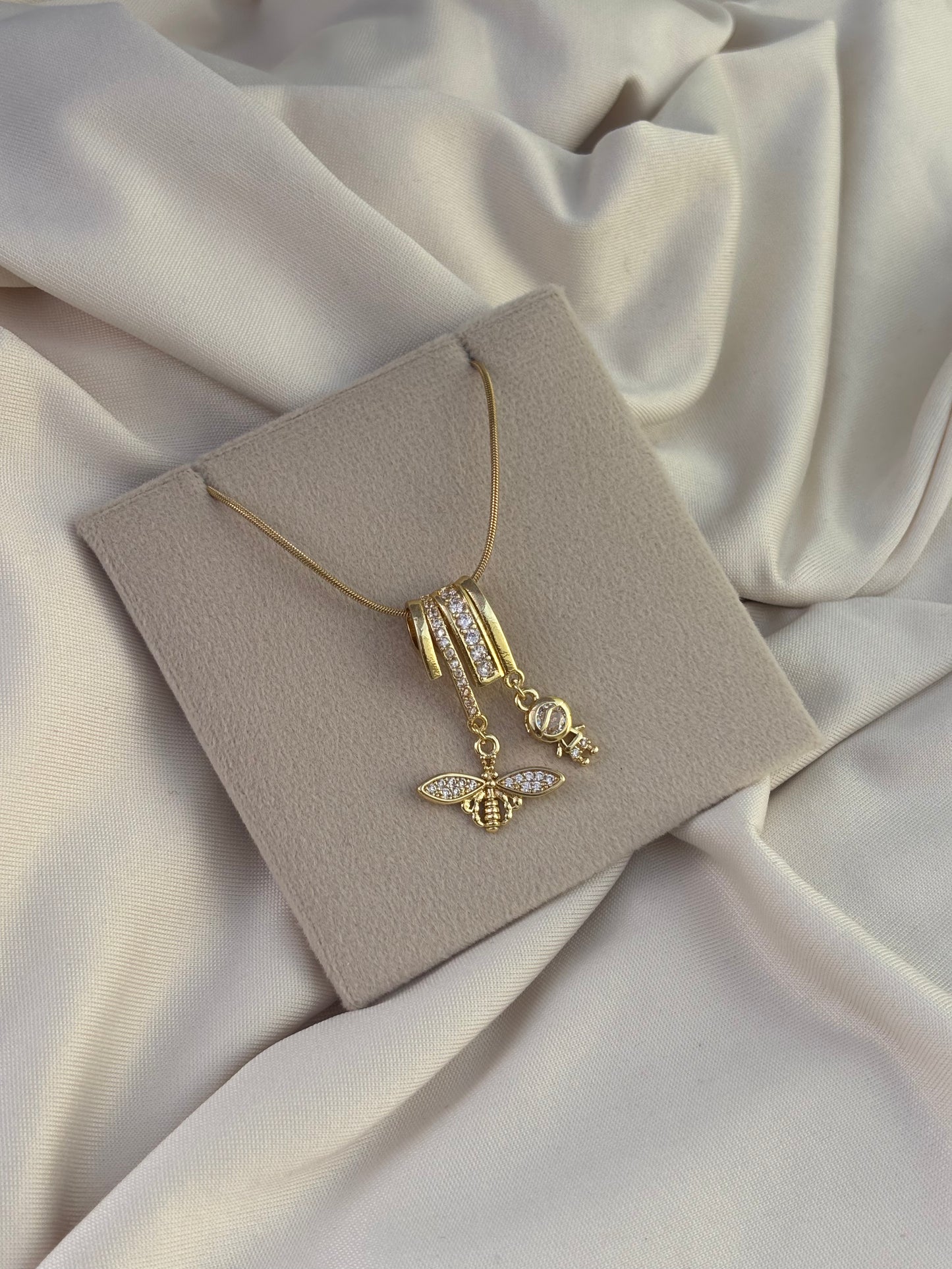 NECKLACE -MN058