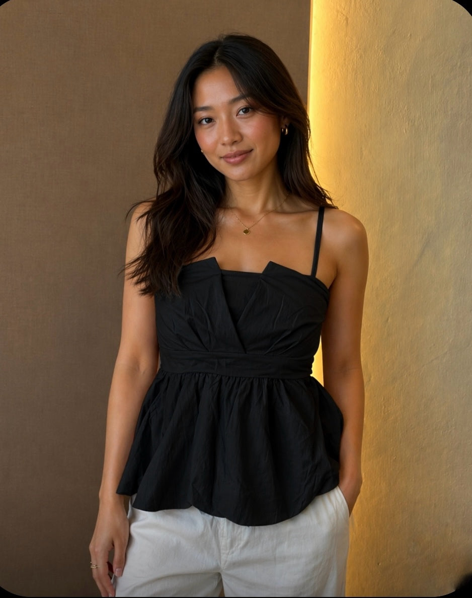 ASYMETRIC NECK TOP