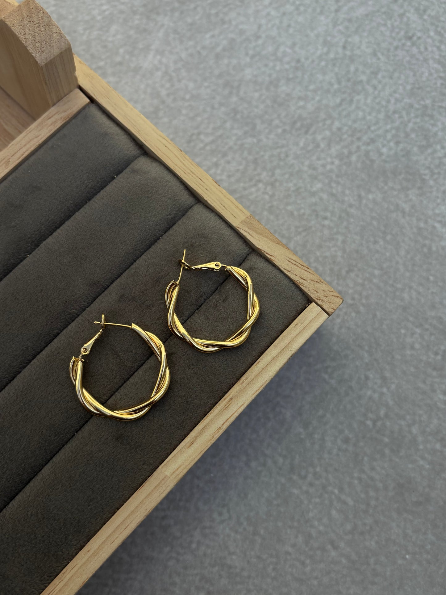 EARRING -TF004