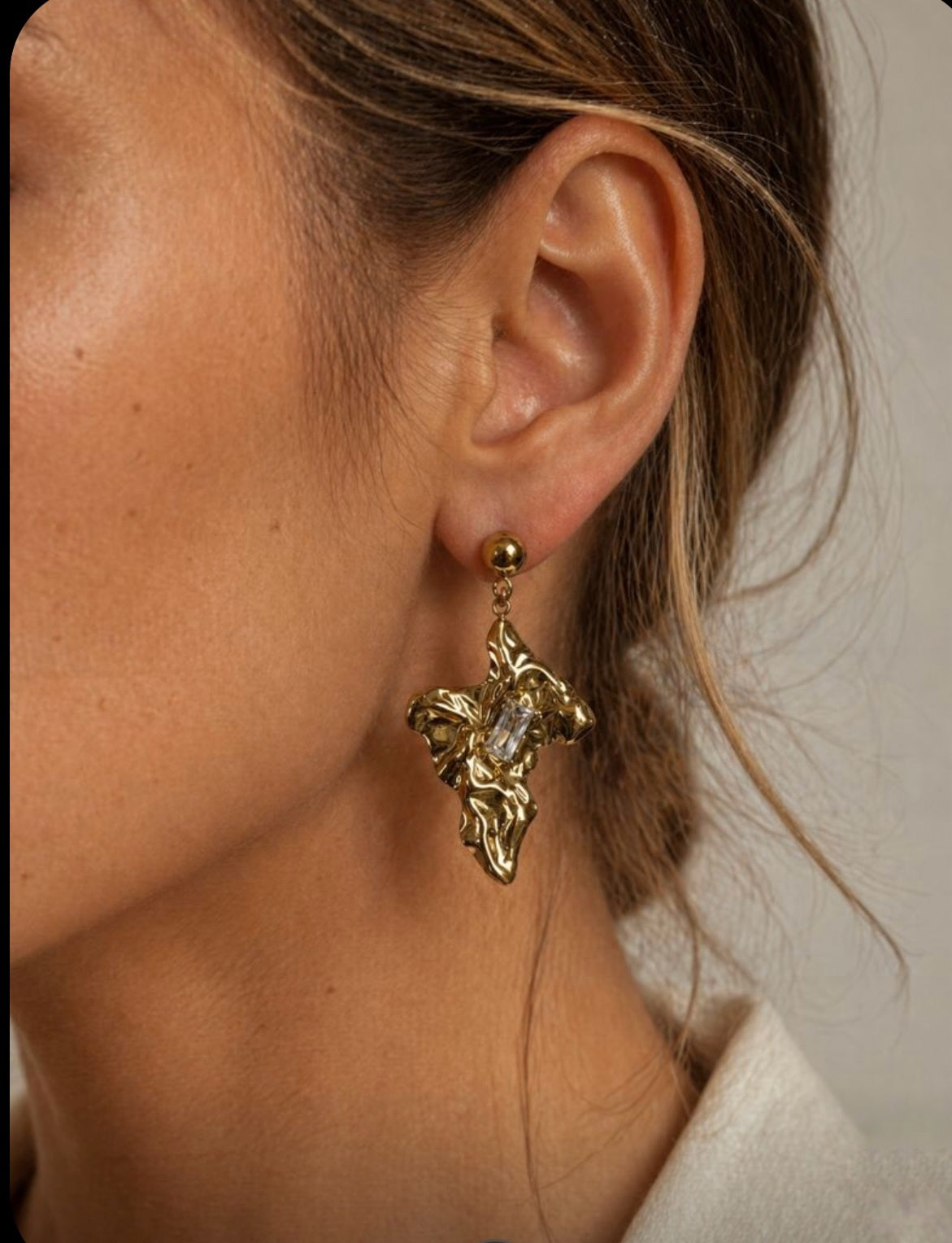 EARRING -BK071
