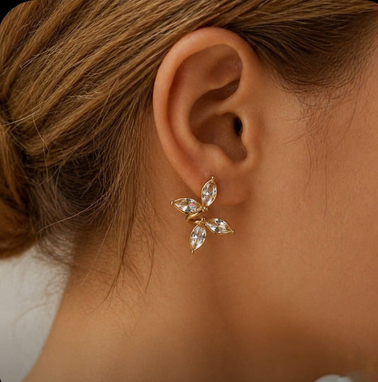 EARRING -BK069