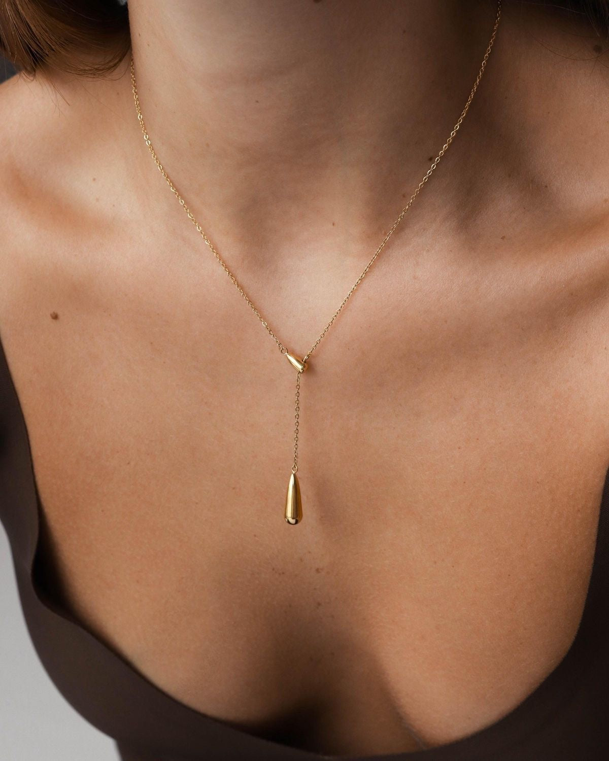 NECKLACE -C126