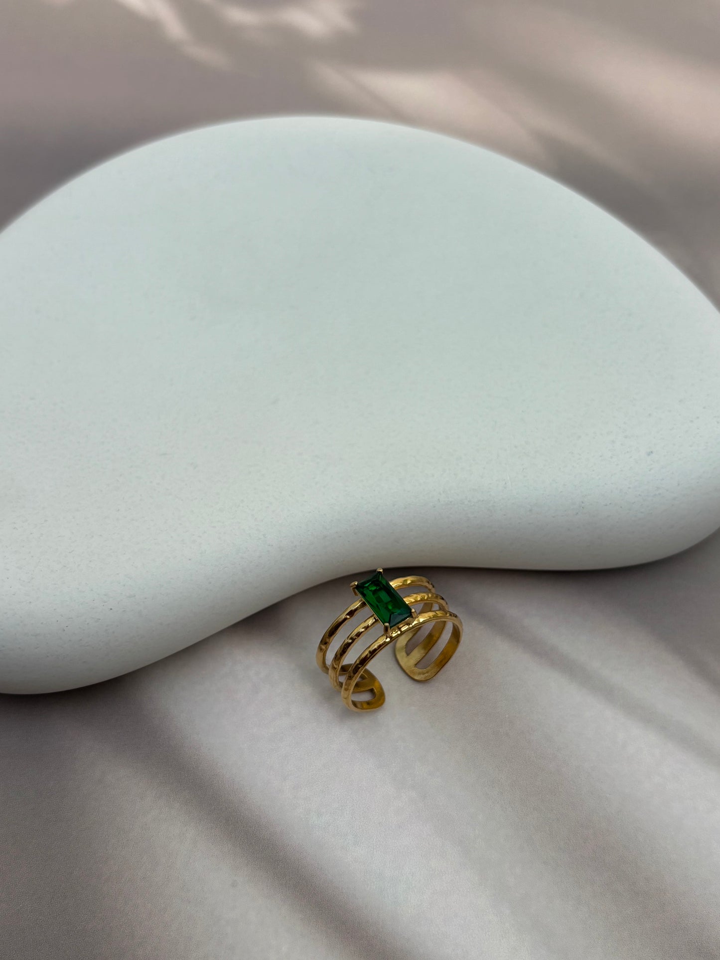 RING -MN052