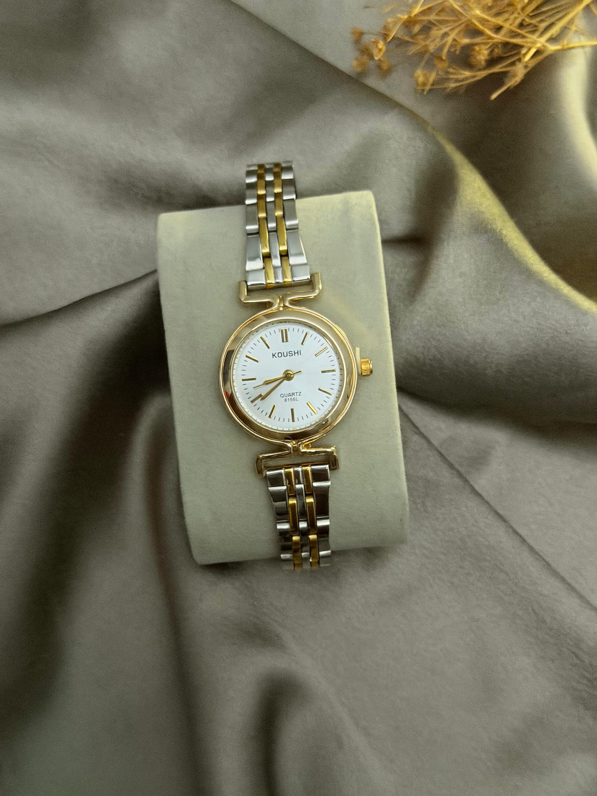 WATCH KL057