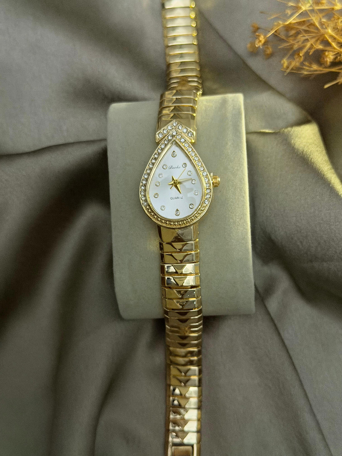 WATCH KL059