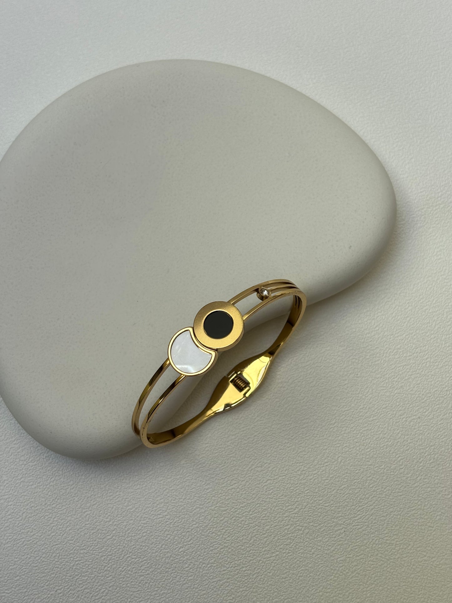 KADA BRACELET -MN037
