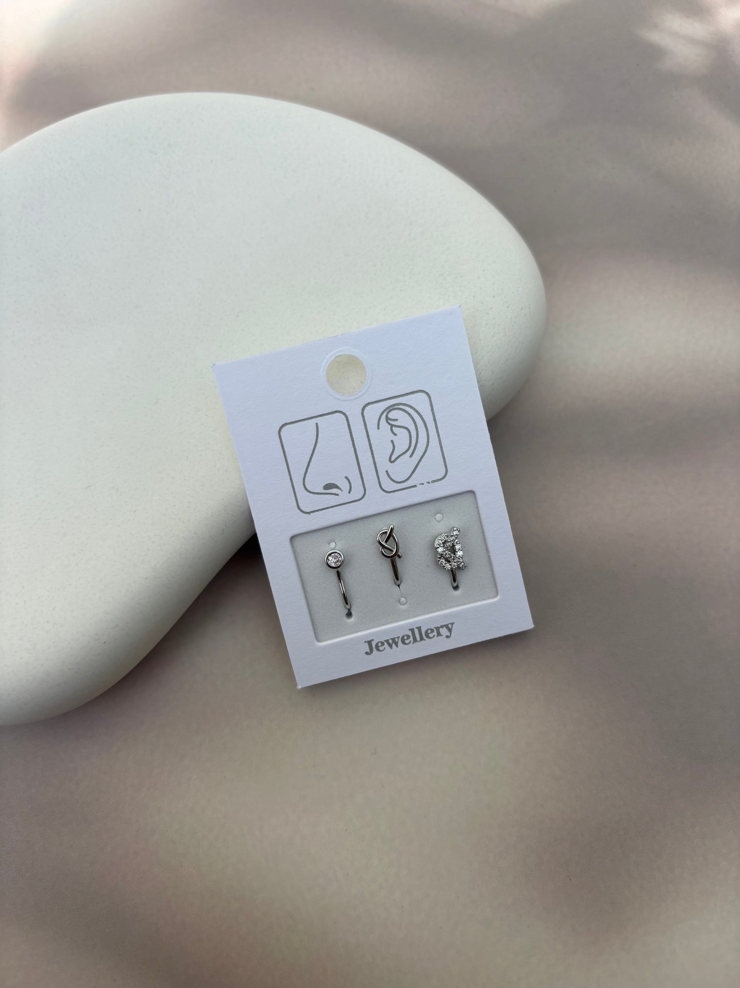 NOSE PIN -TF040