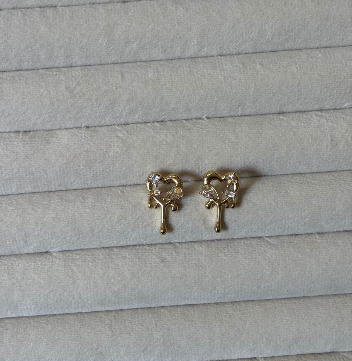 EARRING -BK075