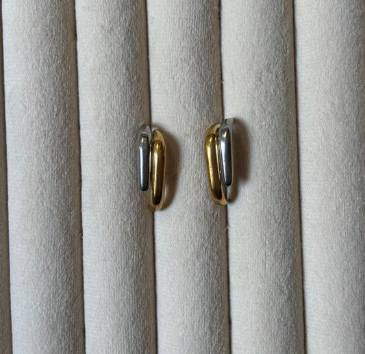 EARRING -BK067