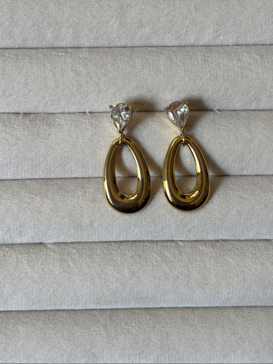 EARRING -BK072