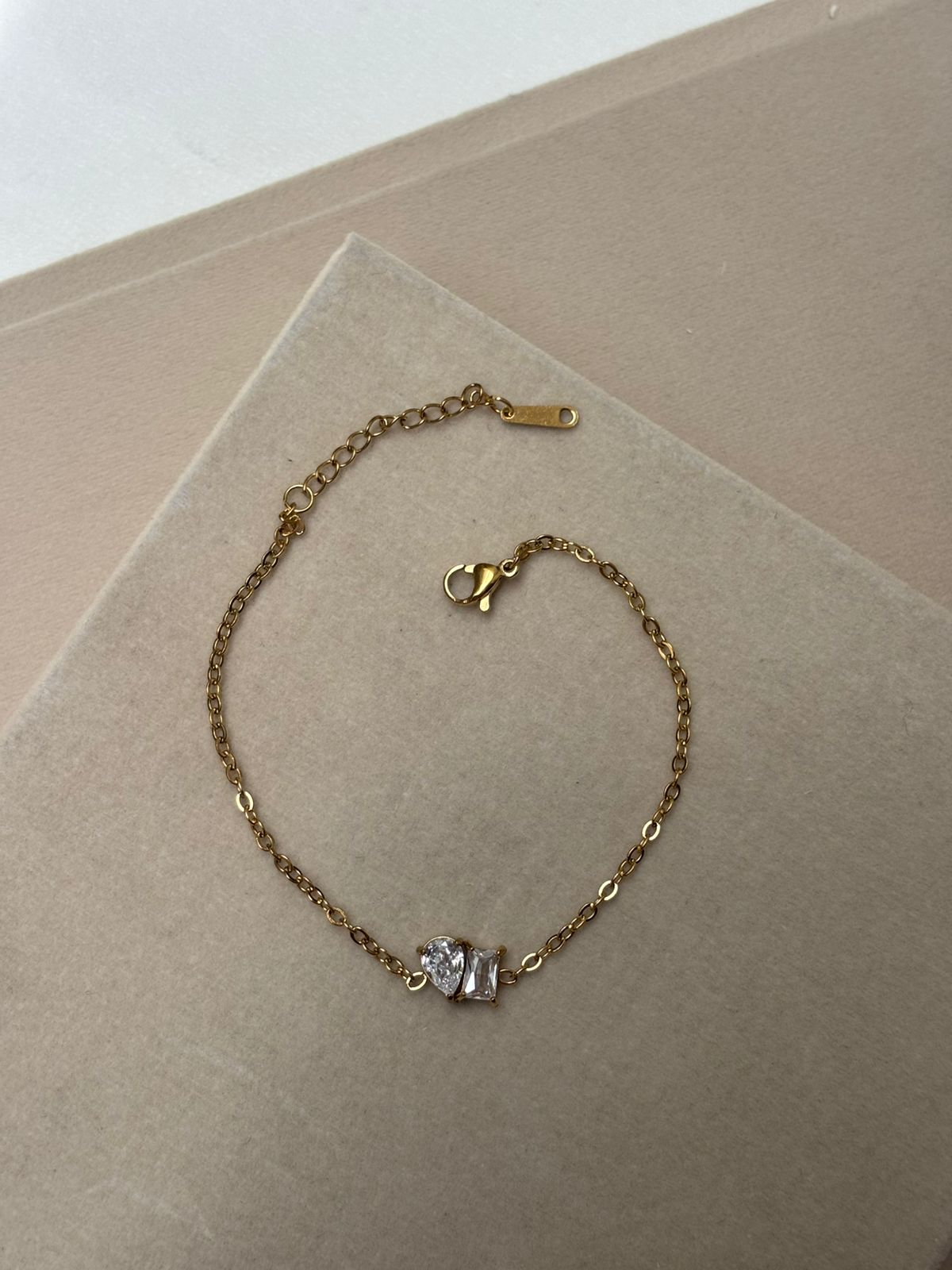 BRACELET -NF021
