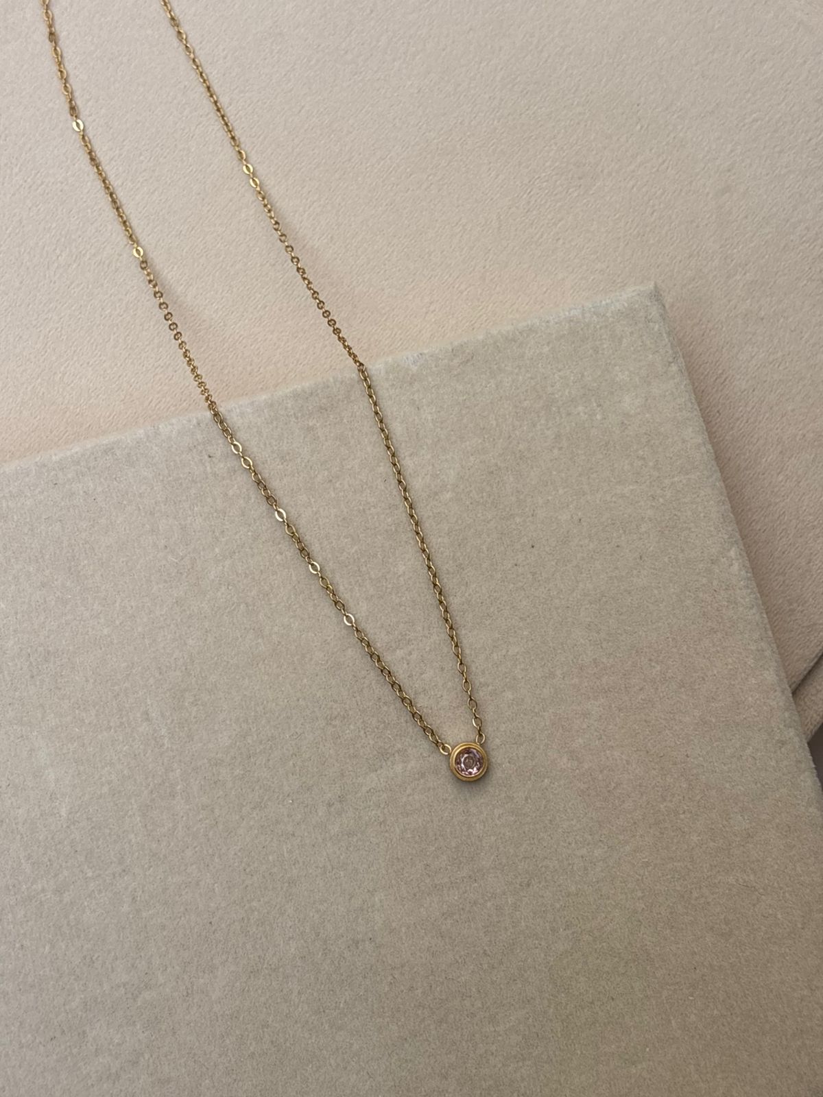 NECKLACE -MN070