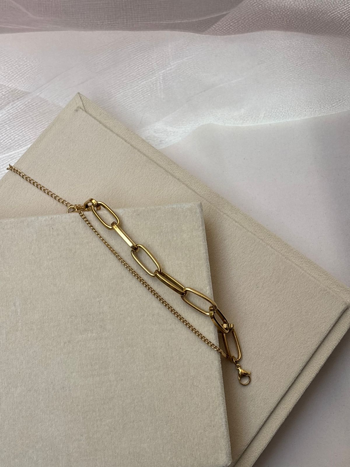 BRACELET -C107
