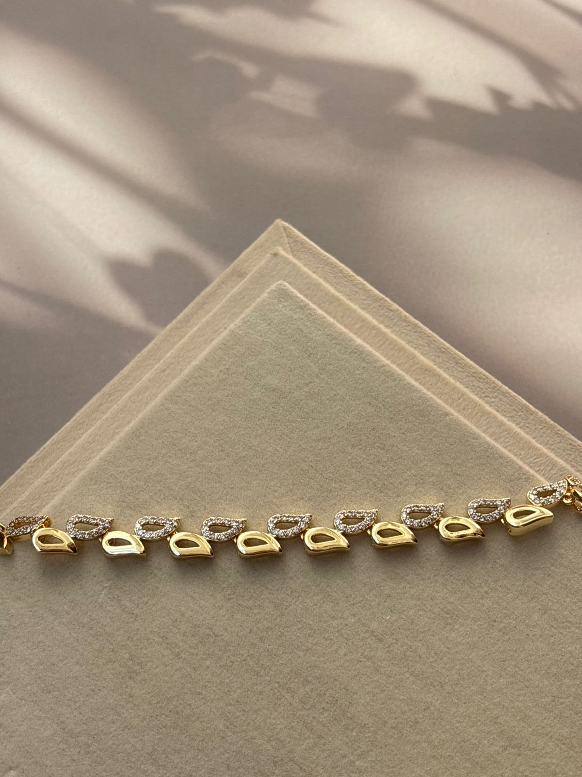 BRACELET -BK103