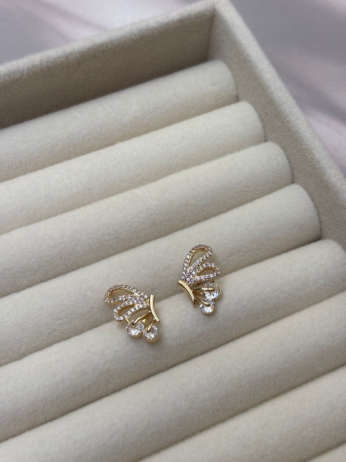 EARRING -BK117