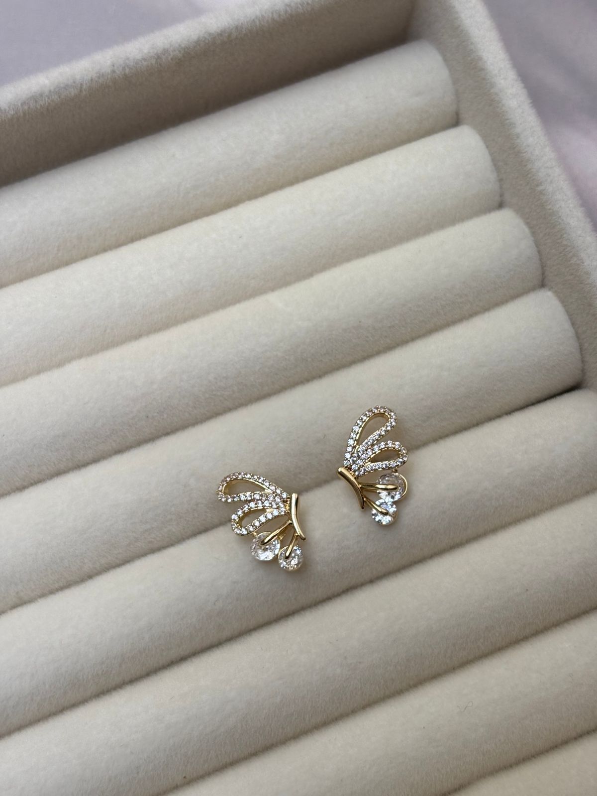 EARRING -BK117