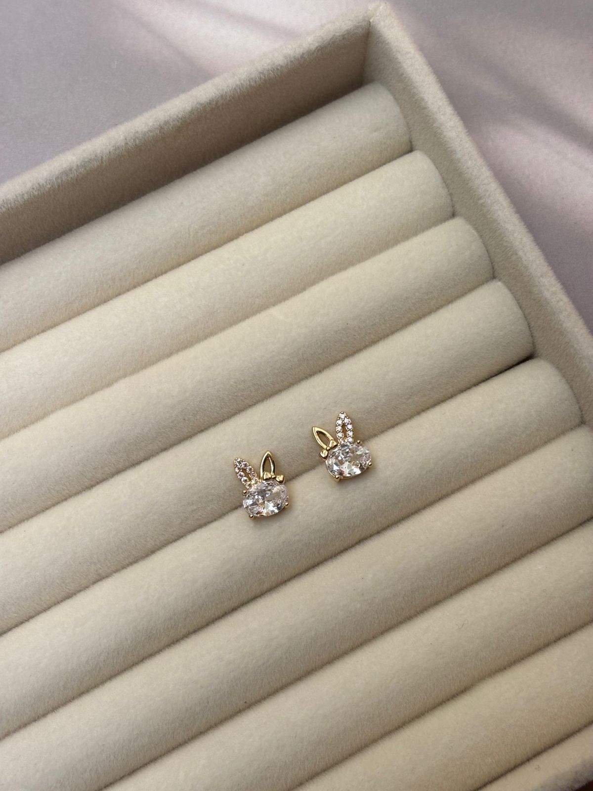 EARRING -BK118