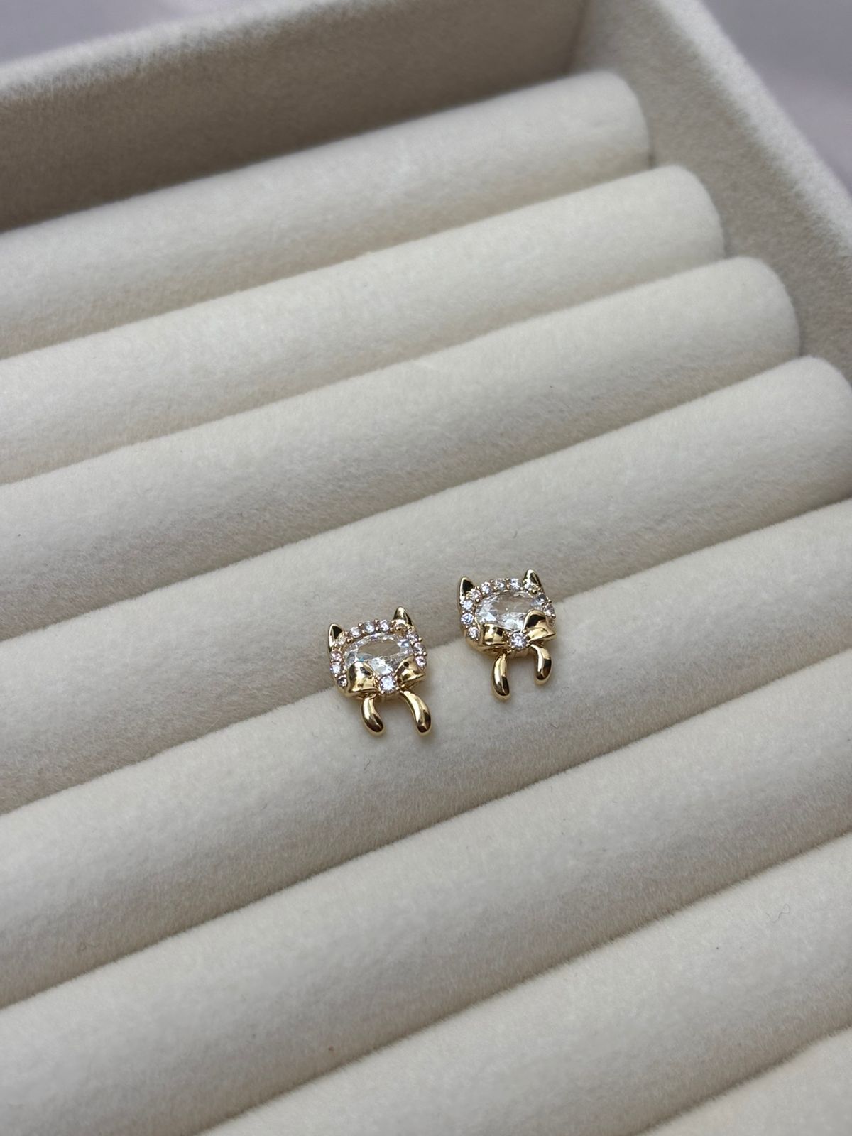EARRING -BK120