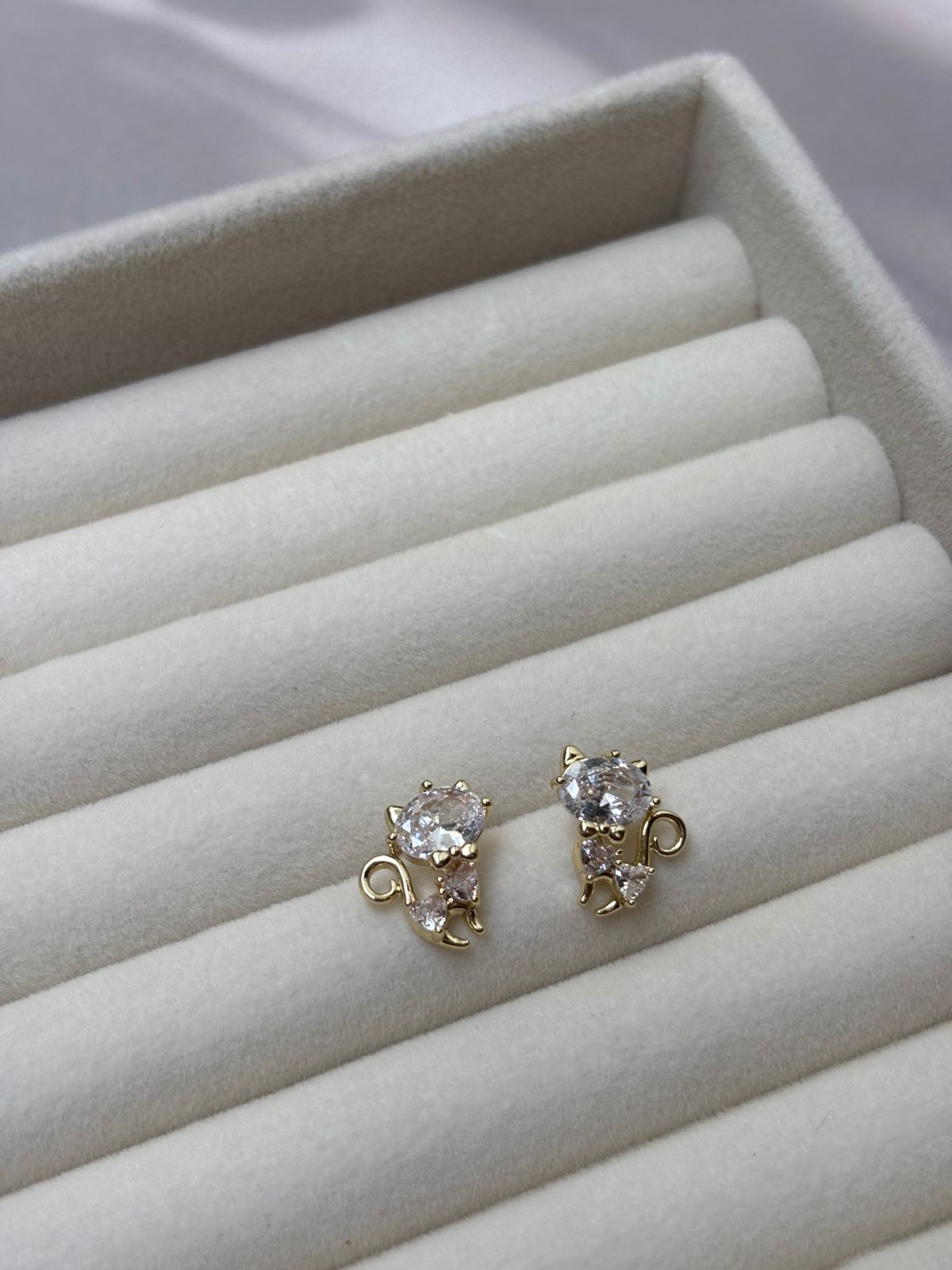 EARRING -BK123