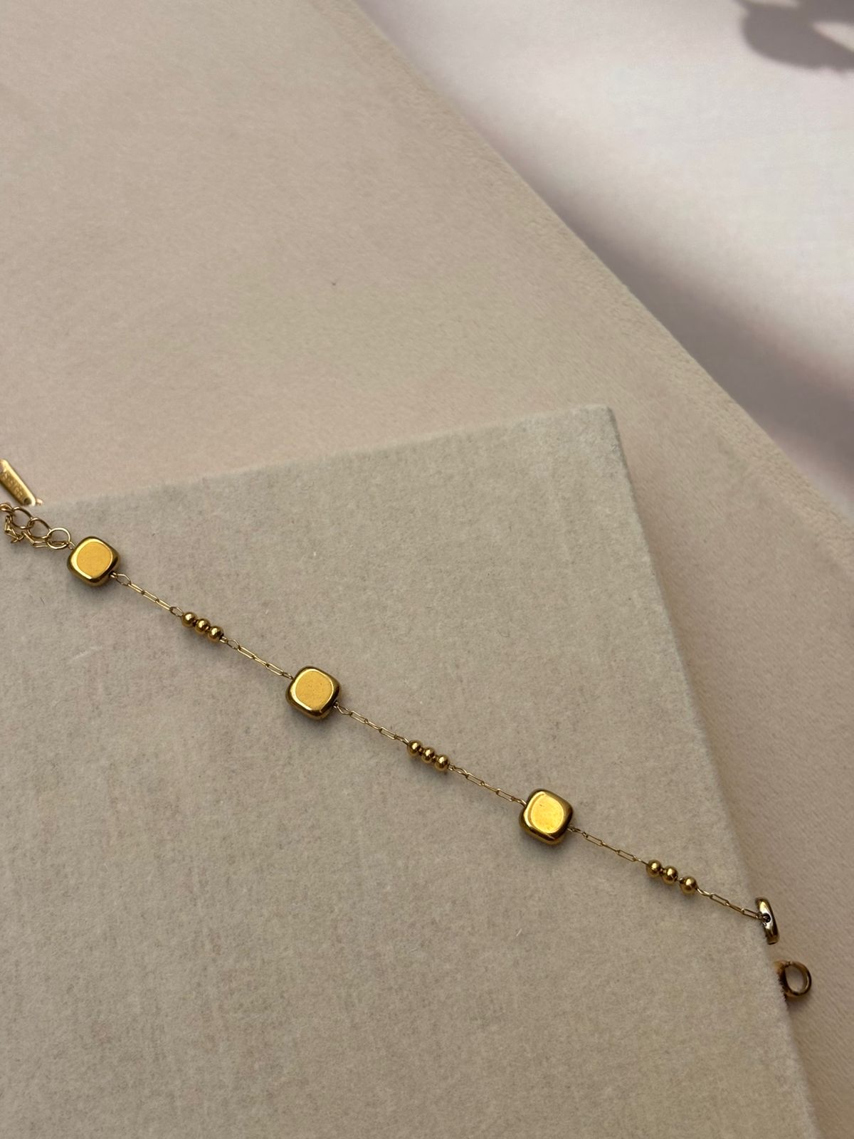 BRACELET -BK140
