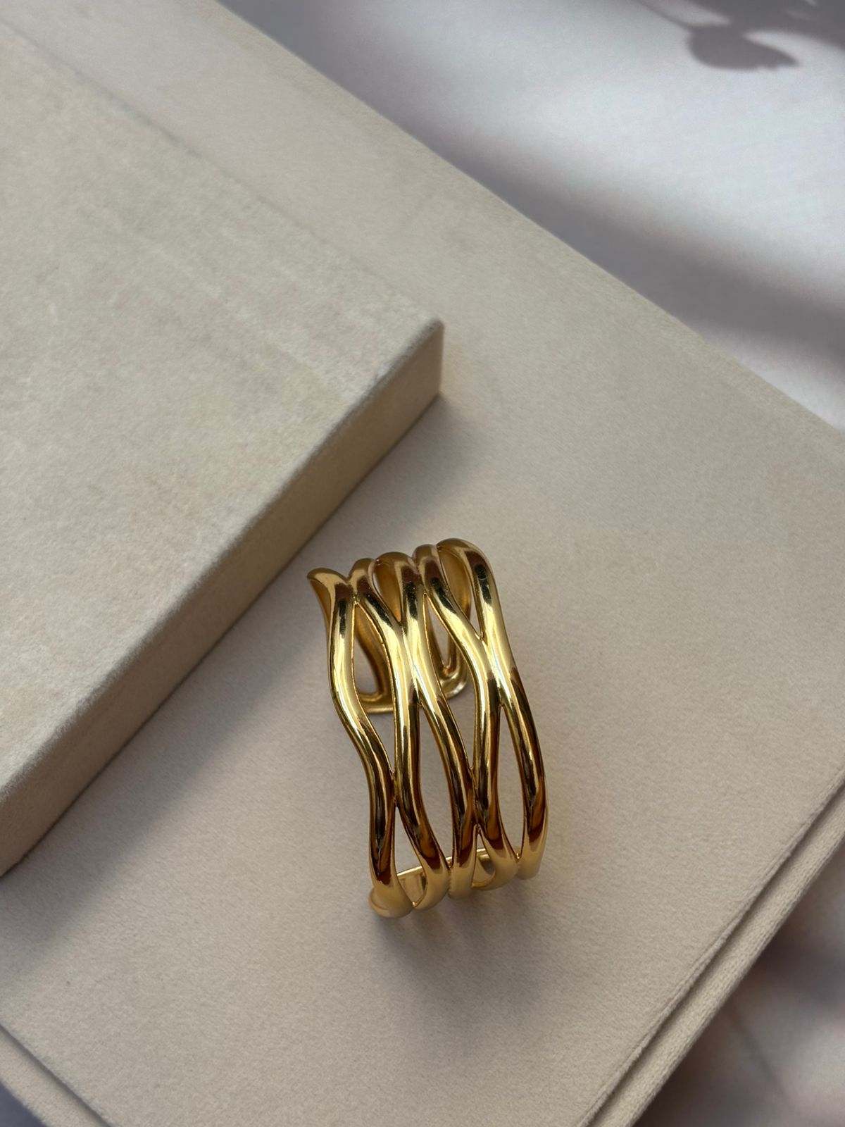 CUFF BANGLE -NF080