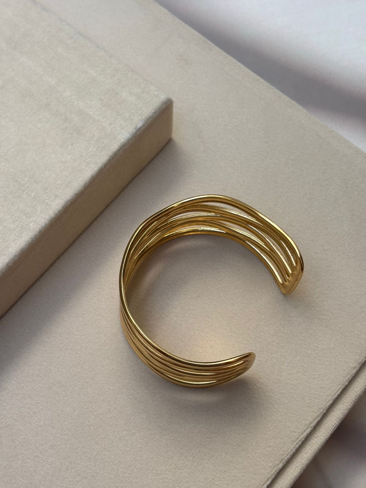 CUFF BANGLE -NF080