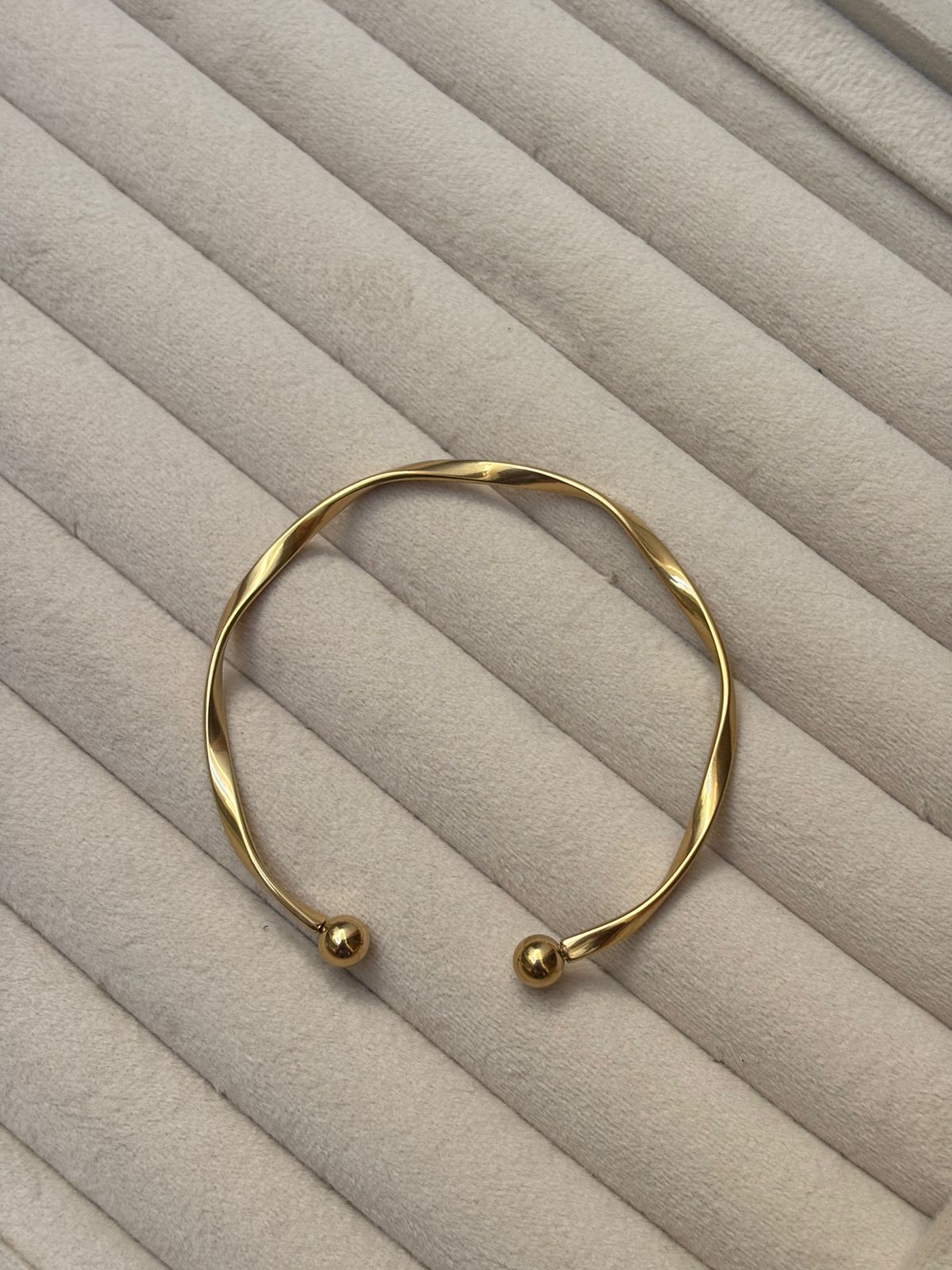 CUFF BANGLE -C131