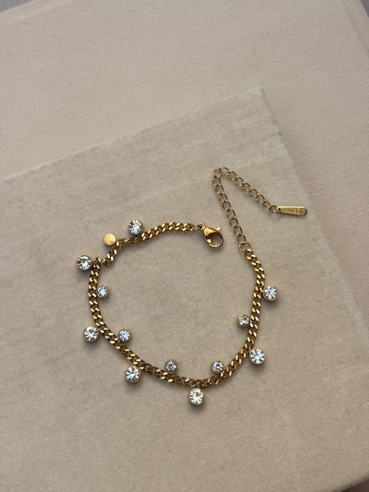 BRACELET -C130