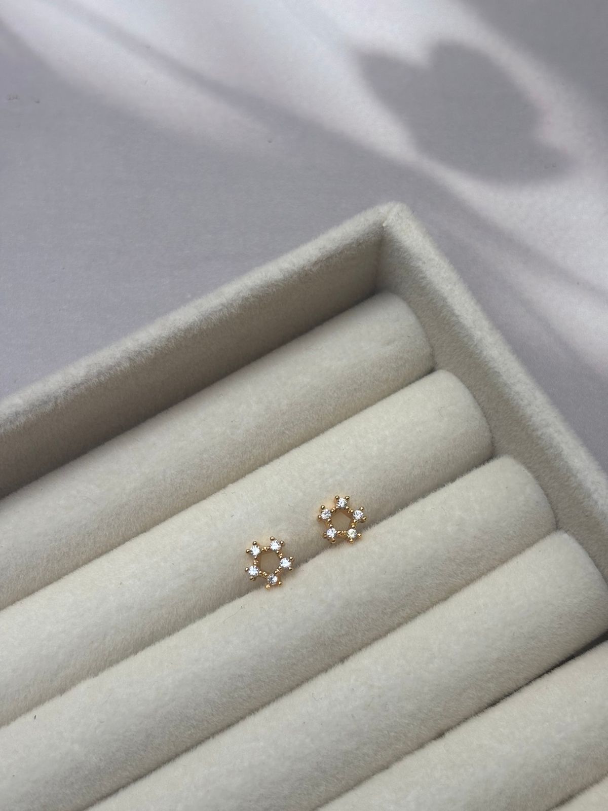 BALL STUD EARRING -YJ057