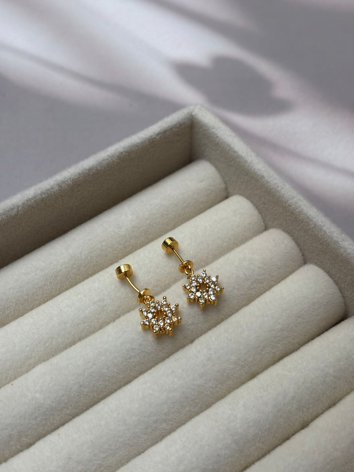 BALL STUD EARRING -YJ053