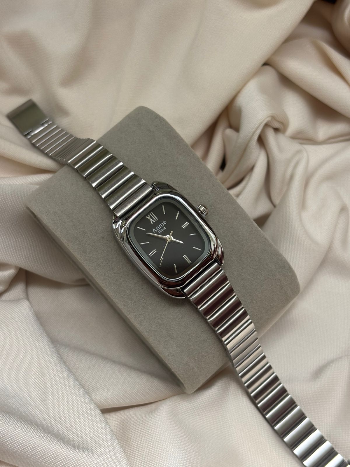 WATCH -BK191