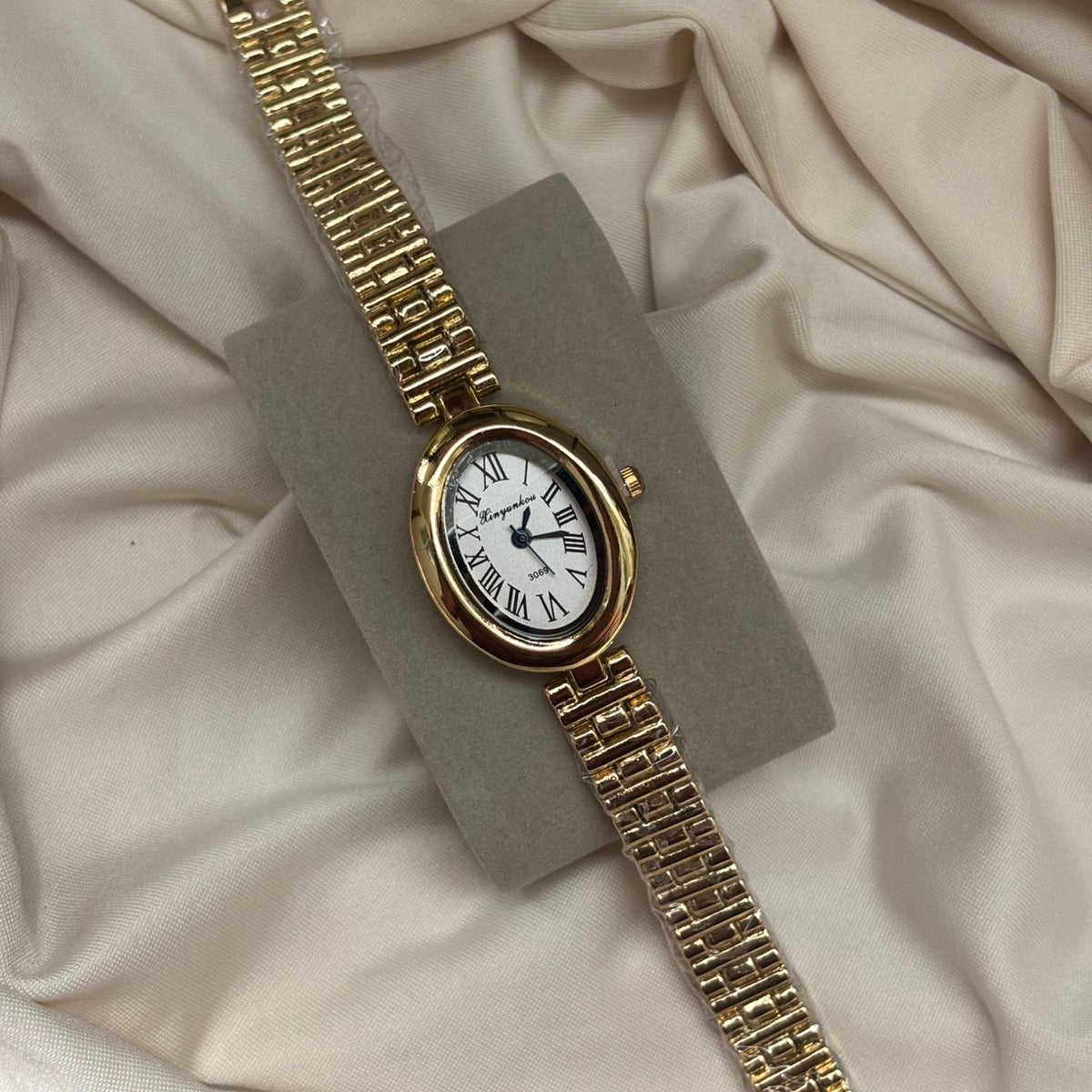 WATCH -BK196