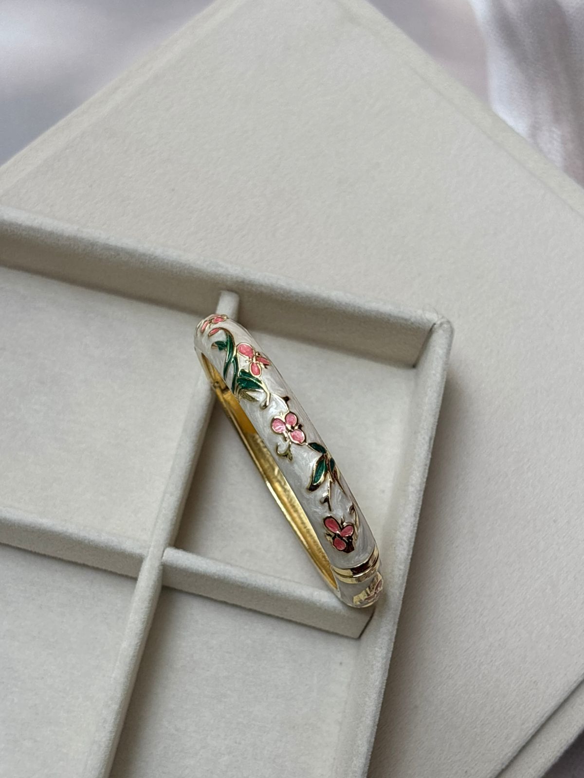 ENAMEL KADA BANGLE -NF094